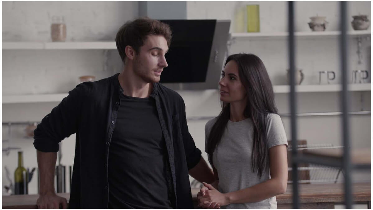 Why Nice Guys Lose the Girl